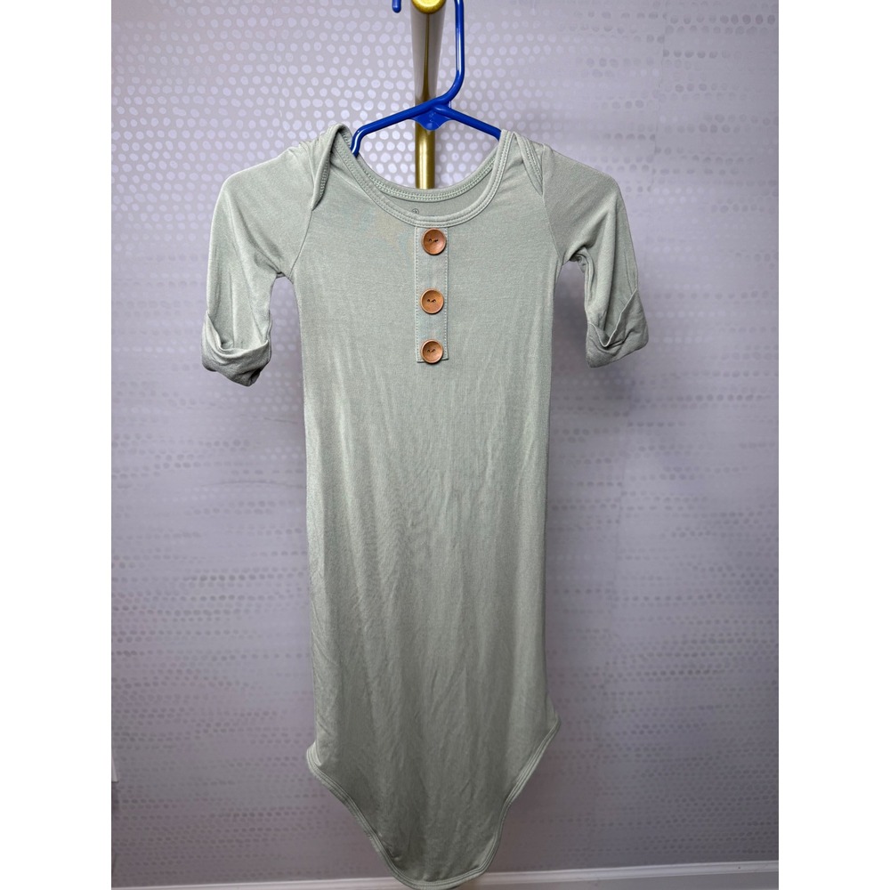 Caden Lane Baby Gown 0-3 Months Sage Green Bamboo Long Sleeve Wood Buttons
